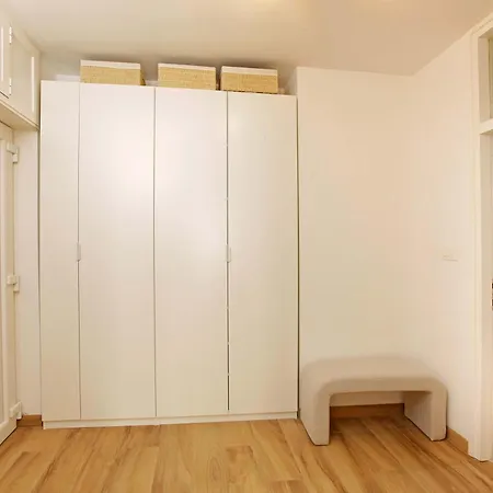 公寓 Two Bedroom Cozy Vimalu