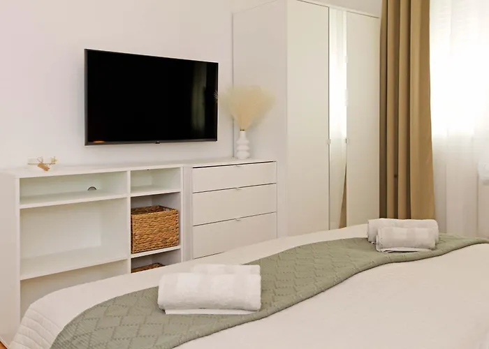 Two Bedroom Cozy Vimalu Apartamento Split