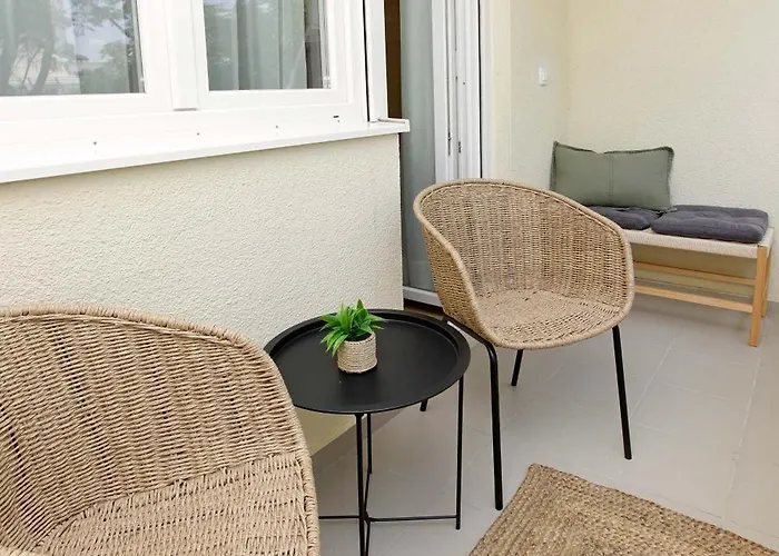 Two Bedroom Cozy Vimalu * Split